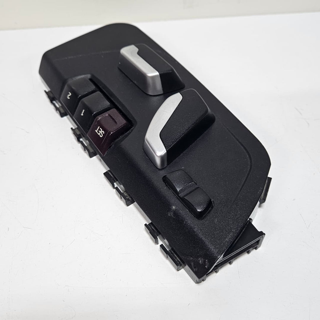 OEM BMW 4 Series F32 F33 F36 F82 Front Right Seat Adjustment Switch 9382452