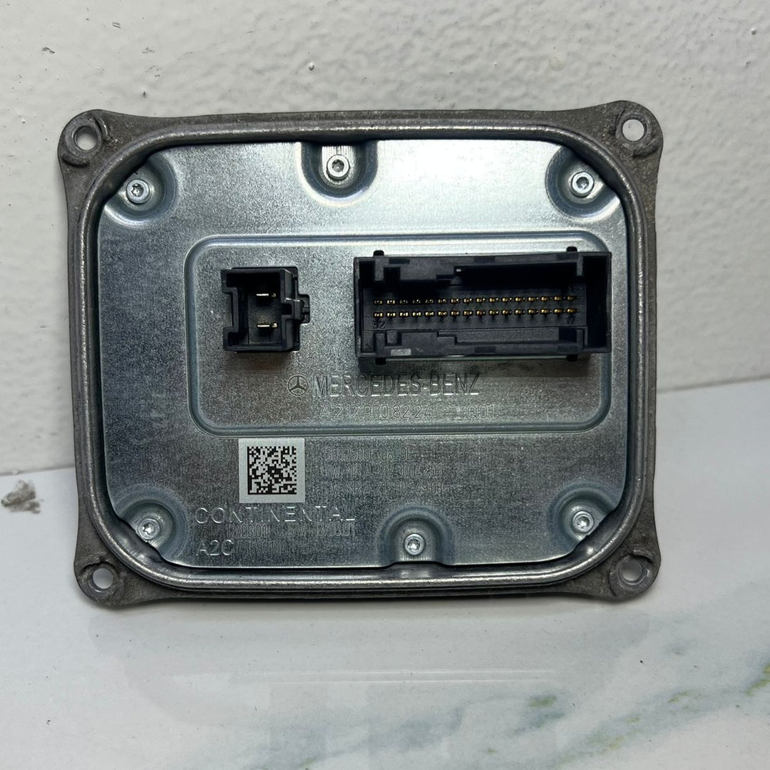12-18 Mercedes W205 W212 Headlight Ballast Control Module A212 9008224 OEM