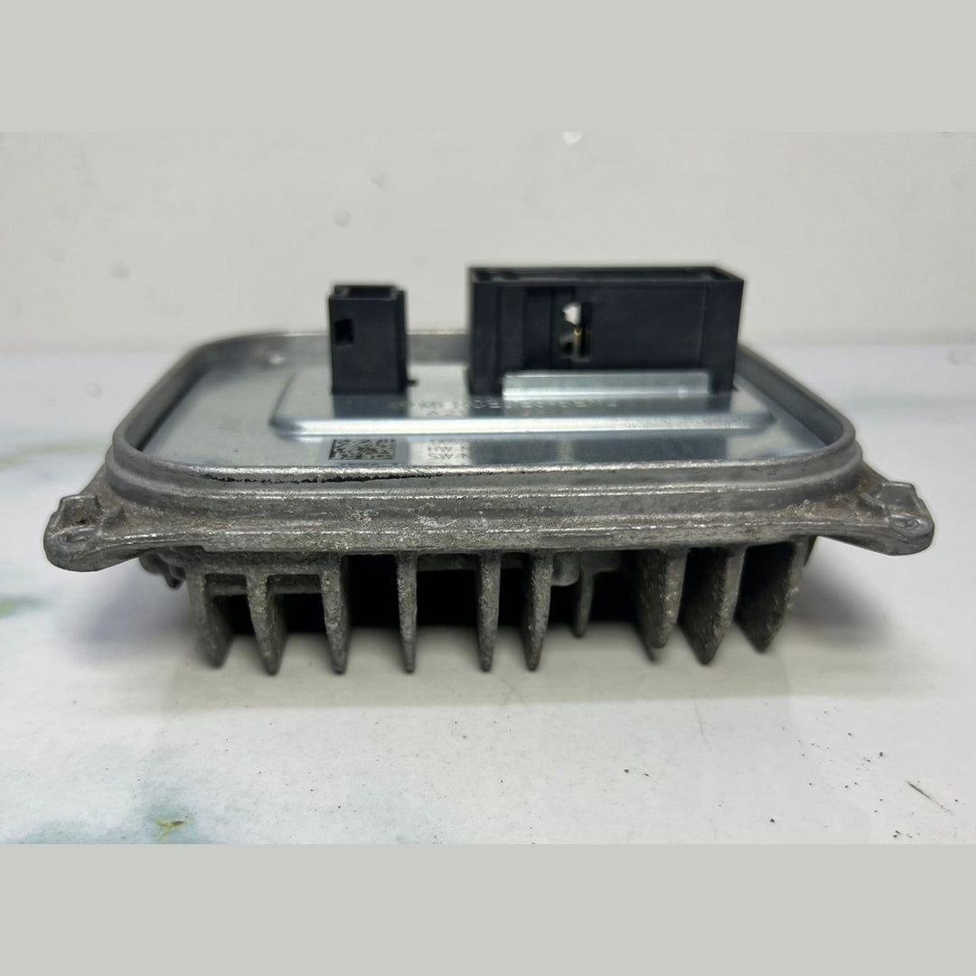 12-18 Mercedes W205 W212 Headlight Ballast Control Module A212 9008224 OEM