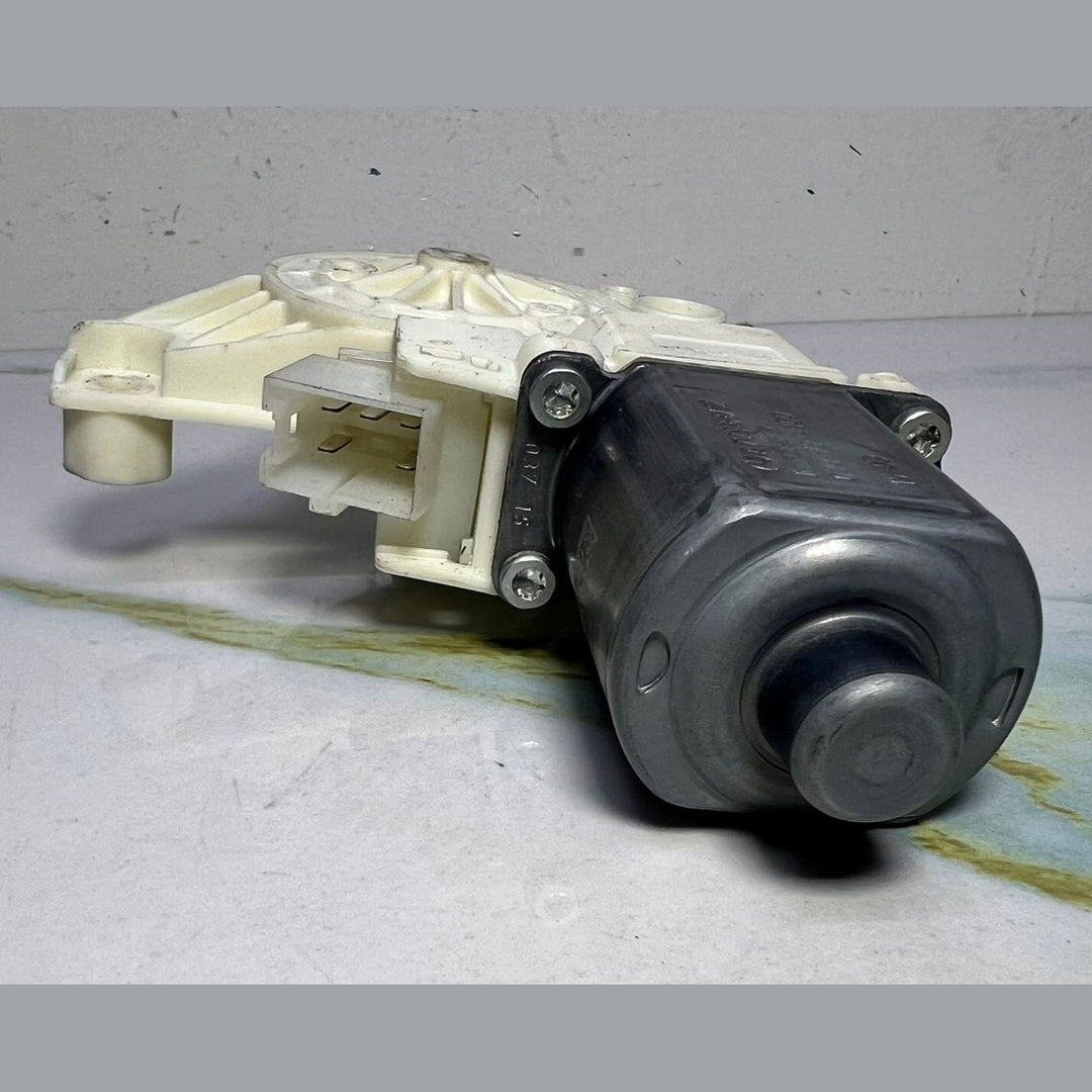 10-14 Mercedes-Benz W212 E-Class Window Motor Front Right Side A212 9066702 OEM