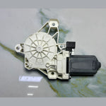 Bild in die Galerieansicht laden, 13-18 Mercedes-Benz W246 CLA Window Motor Front Right Side A000 9061607 OEM
