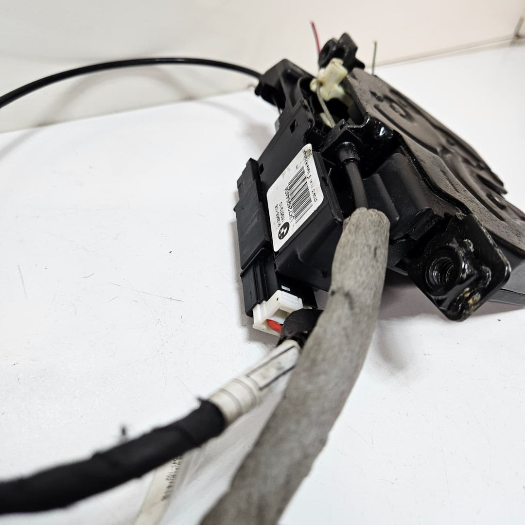 2010-2015 BMW 5 Series F07 GT 528i Trunk Lid Lock Actuator 7330648 USED