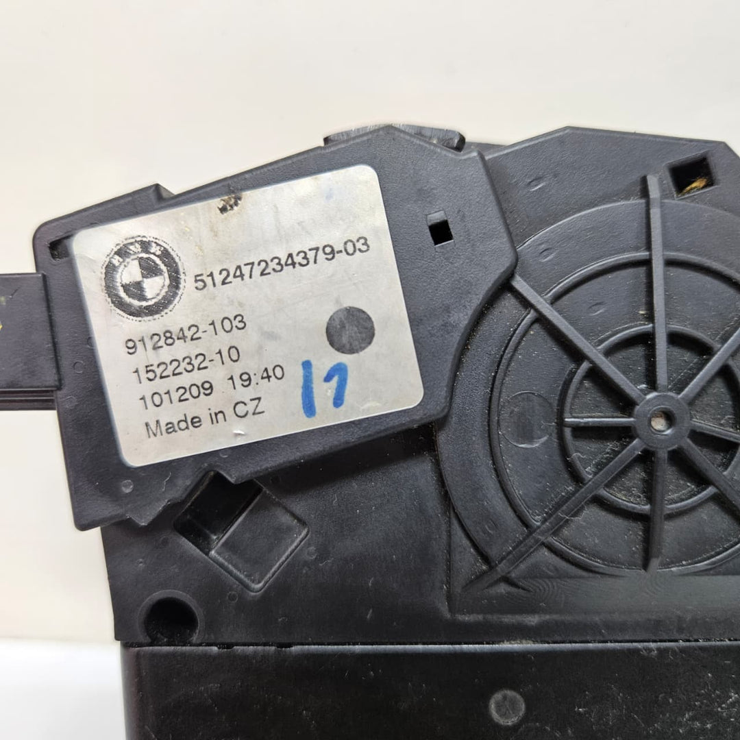 2007-2013 BMW X5 E70 Trunk Latch Lock Actuator 7234379 USED