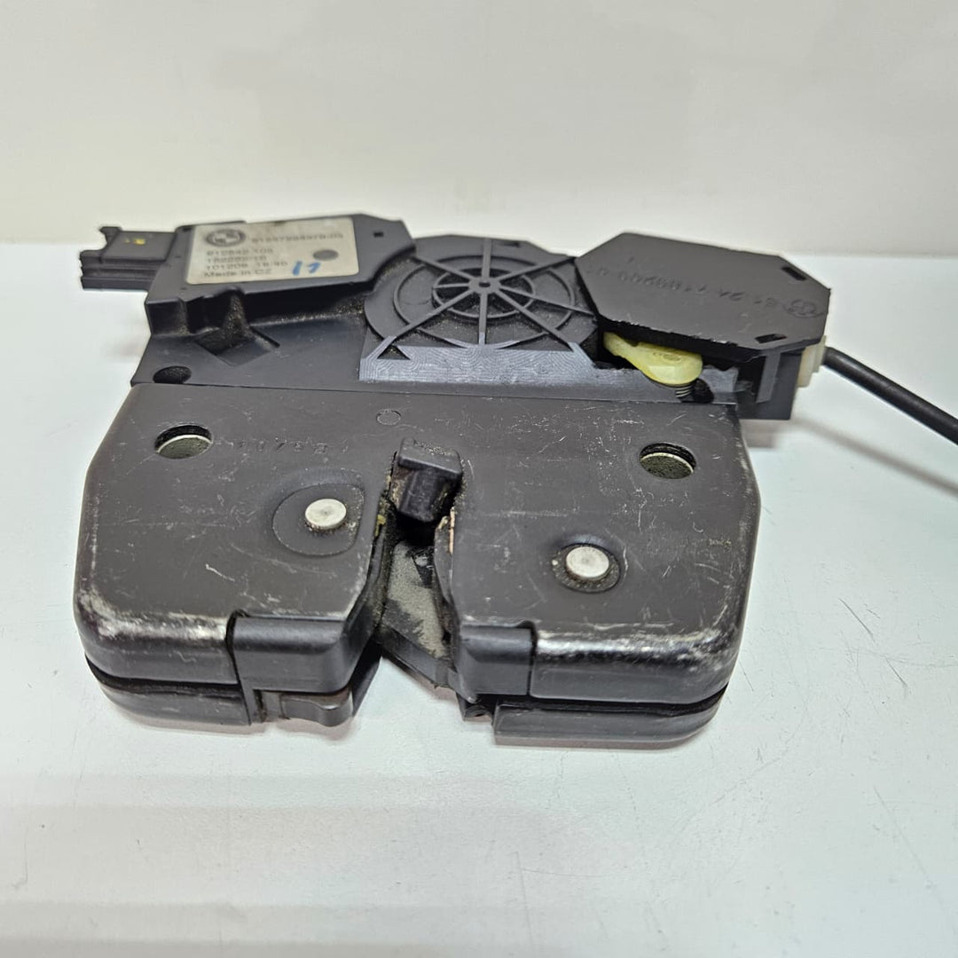 2007-2013 BMW X5 E70 Trunk Latch Lock Actuator 7234379 USED
