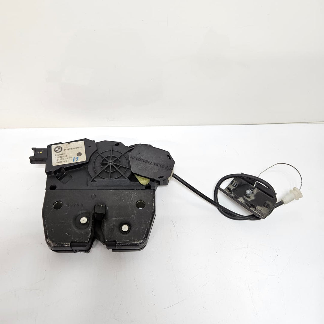 2007-2013 BMW X5 E70 Trunk Latch Lock Actuator 7234379 USED