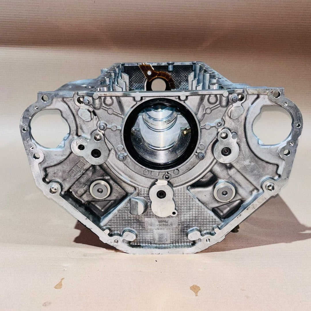 BMW M5 F90 X5M F95 X6M F96 4.4i V8 COMPETITION BARE ENGINE BLOCK 8093296 S63B44B 21163518