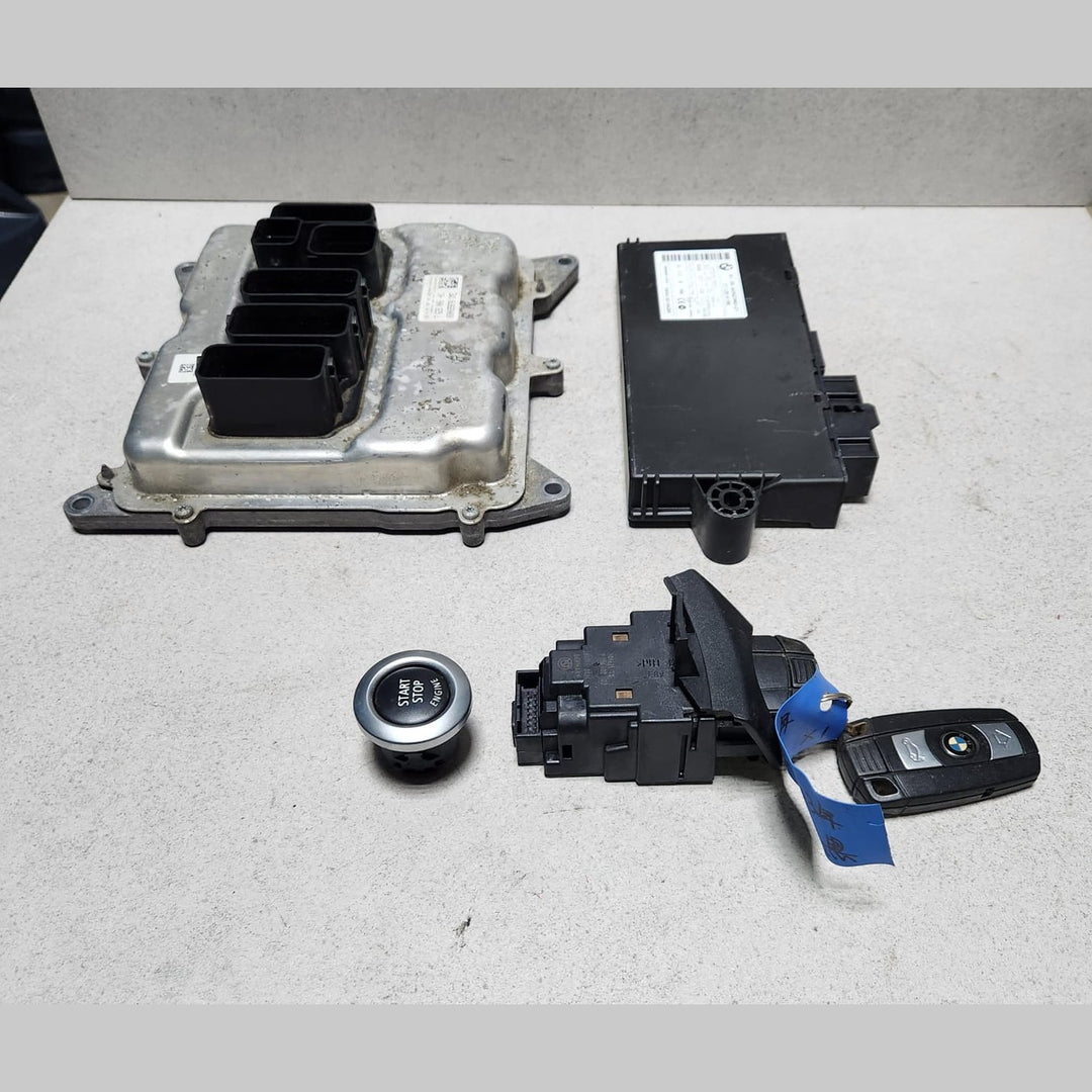 2011 BMW X1 Engine Control Unit 7629006 N20 E84 ECU SET