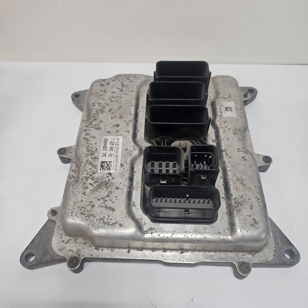 OEM BMW E84 N20 Engine Control Unit DME ECU ONLY 7629006 USED