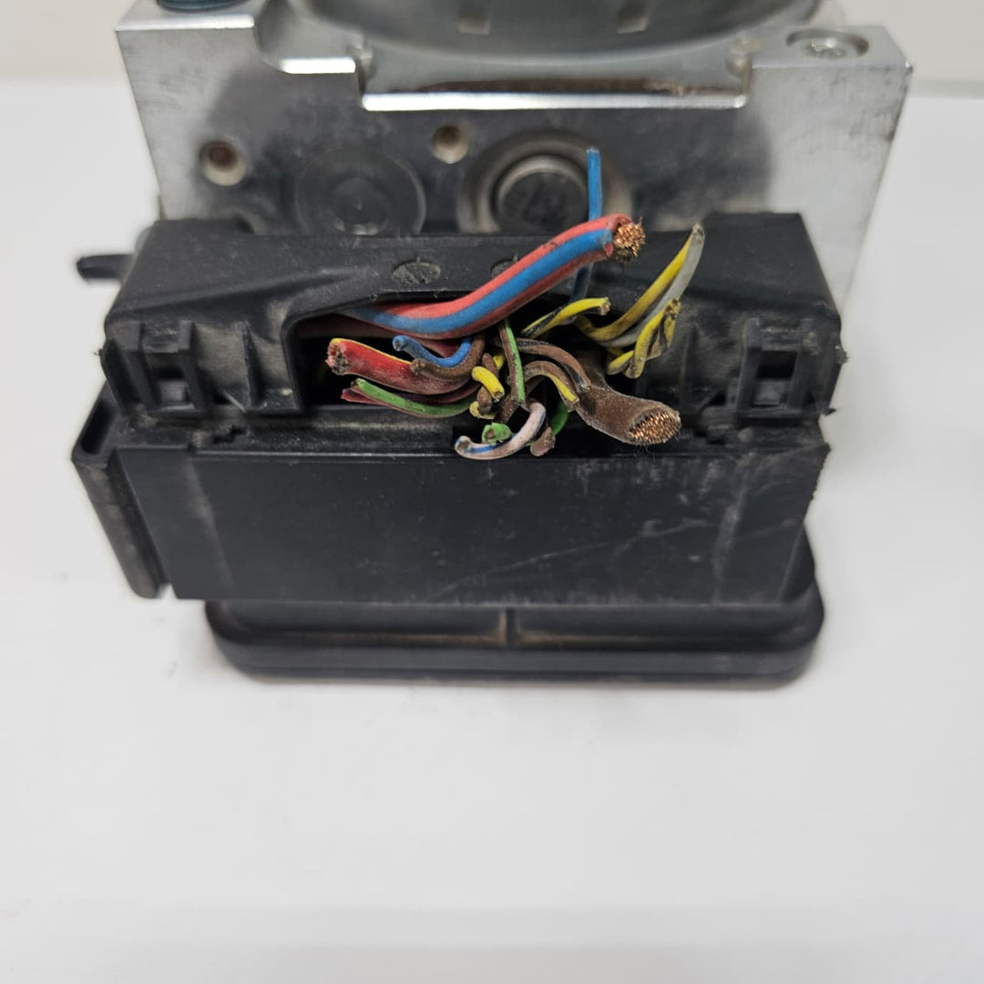 OEM BMW 3 4 Series F30 F32 ABS Pump 6866210 USED