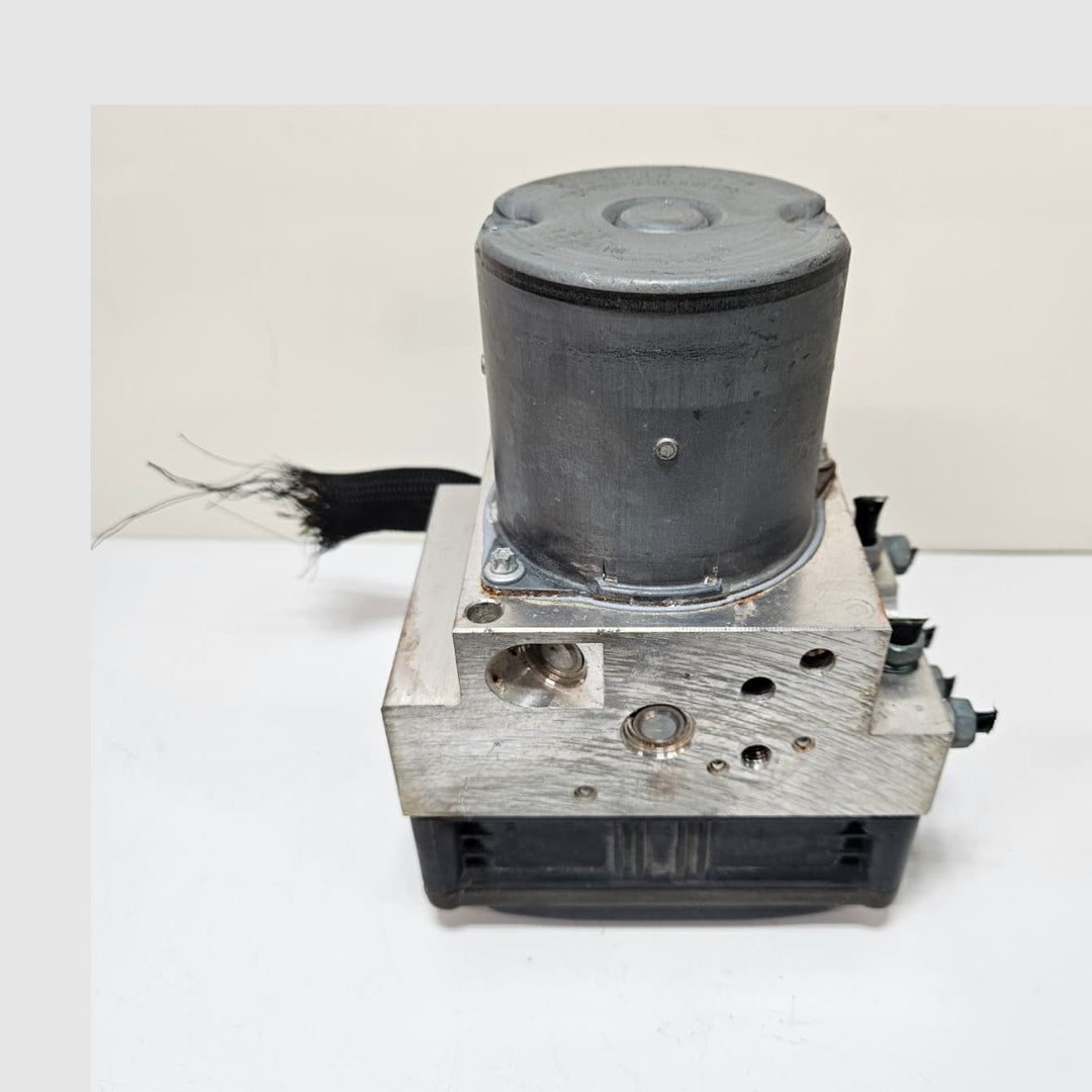 BMW 5 Series F10 F11 F13 ABS Pump Modulator 6799515 USED