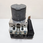 Bild in die Galerieansicht laden, OEM BMW 5 Series E39 F10 F11 ABS Pump 6797040 USED