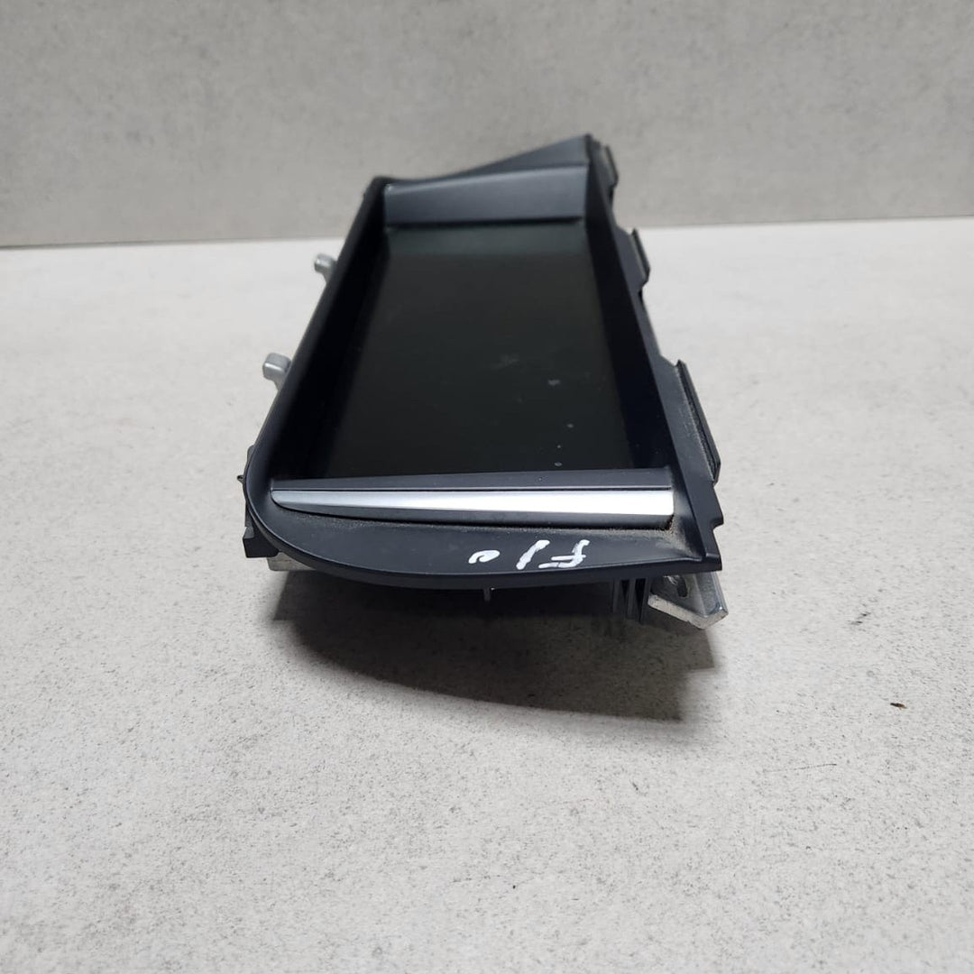 BMW F10 535i 550i M5 LCD Navigation Display Screen 9289008