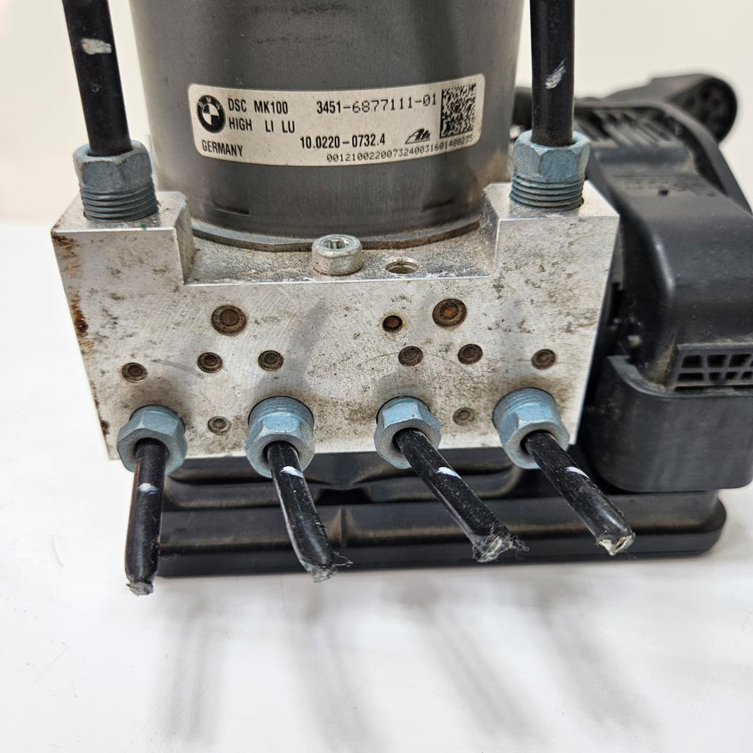 2014-2017 BMW i3 X1 F48 ABS Anti-Lock Brake Pump Control Module 6877112 USED