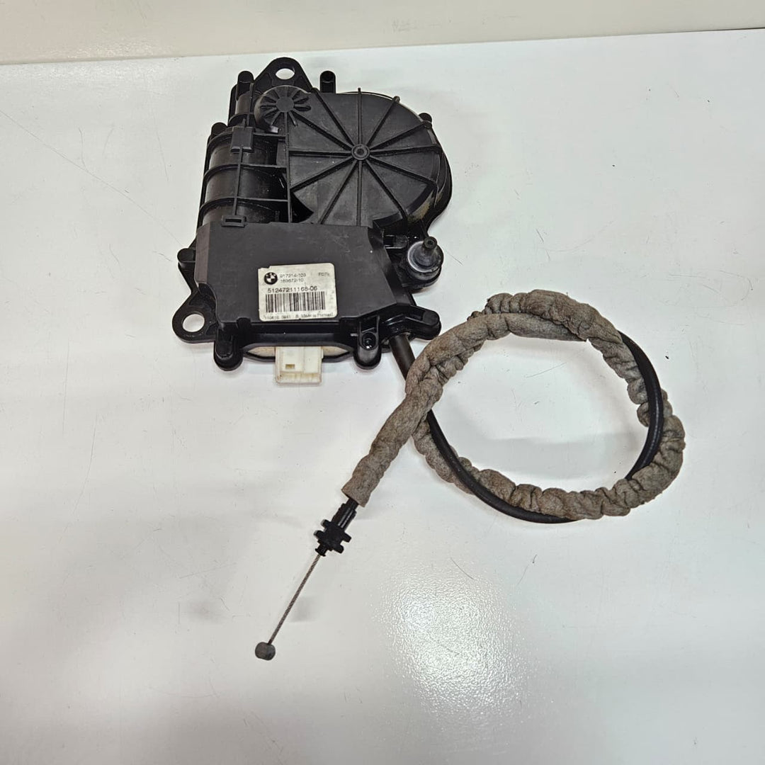 2010-2017 BMW 5 Series GT F07 535i GT Trunk Lid Lock Motor Actuator 7211168 USED