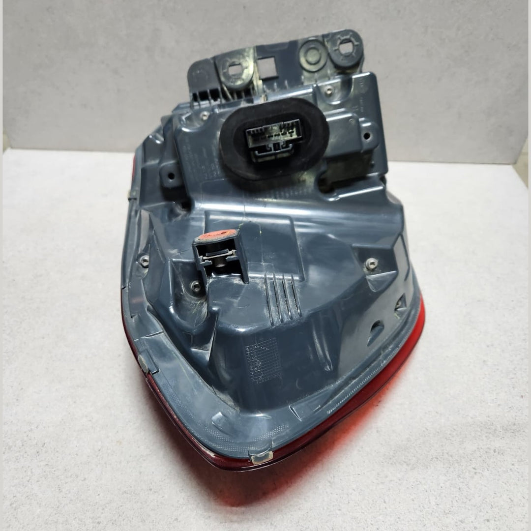 2017-2019 BMW X3 Outer Tail Light 7408738 X3 G01