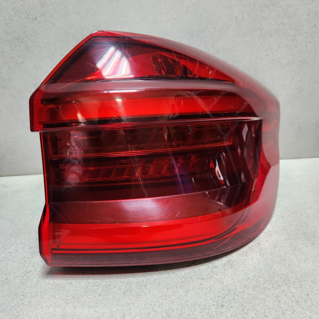 2017-2019 BMW X3 Outer Tail Light 7408738 X3 G01