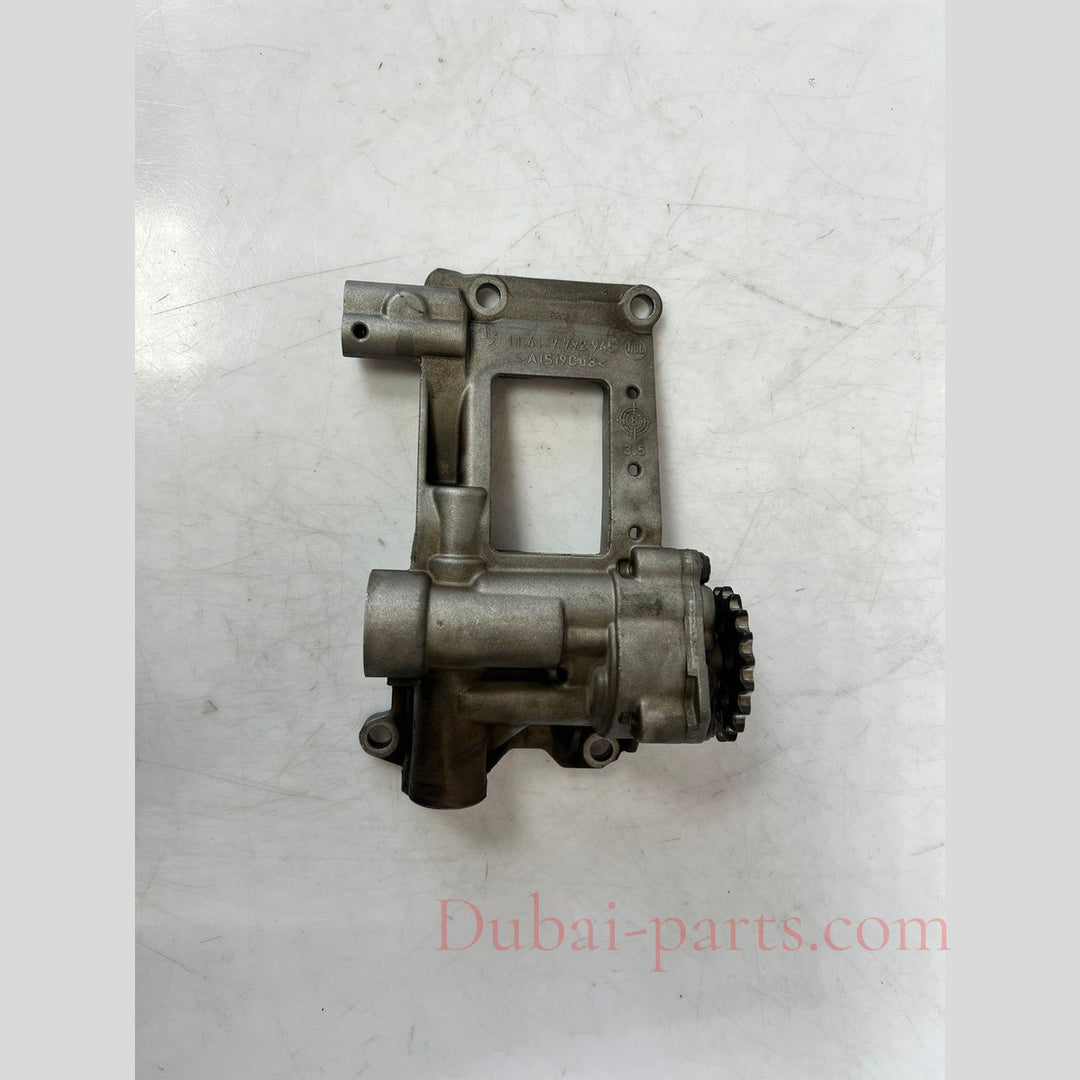 BMW E60 E63 E90 E91 E92 E83 E70 X5 3.0D M57N2 Engine Oil Pump (7792945) – OEM