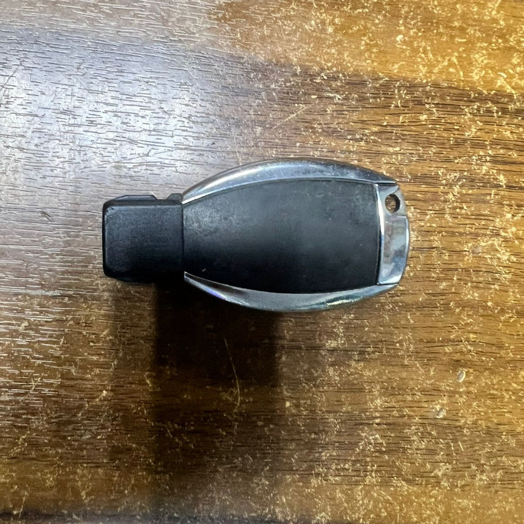 MERCEDES BENZ Factory OEM KEY FOB 3 BUTTON Keyless Entry Remote GENUINE