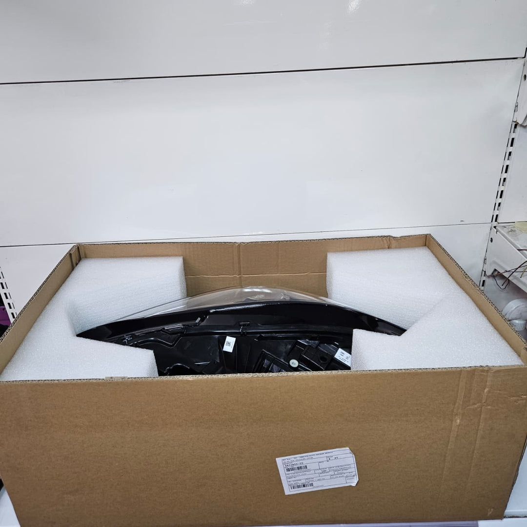 Genuine NEW BMW 1 2 Series F70 F74 F78 LED Headlight Right Laser 5A32B56