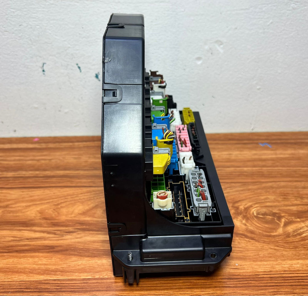 2014 Mercedes-Benz E300 Front Fuse Box Sam Control Unit A2129009025 W212 W204
