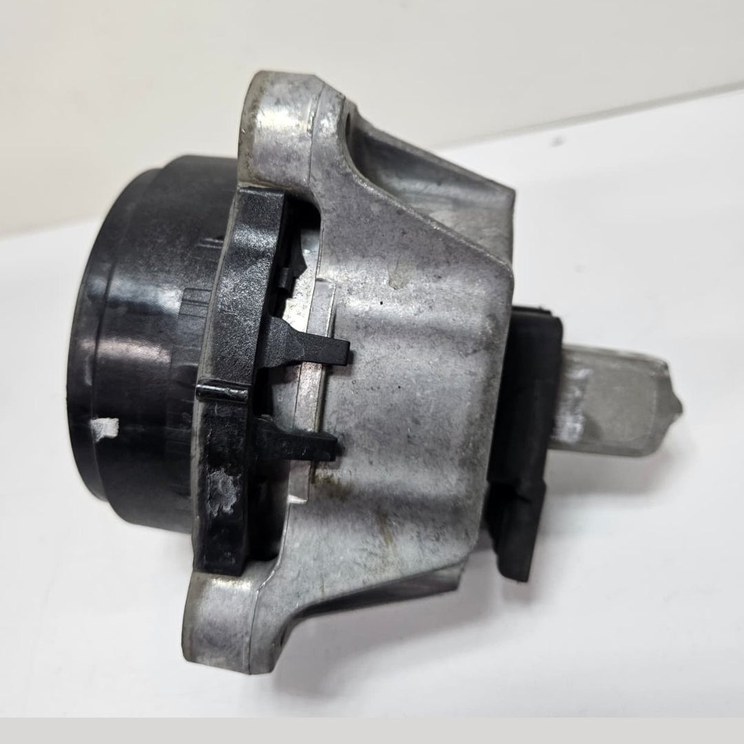 2018-2023 BMW 3 5 Series G30 X3 G01 X4 G20 Engine Mount 6860472
