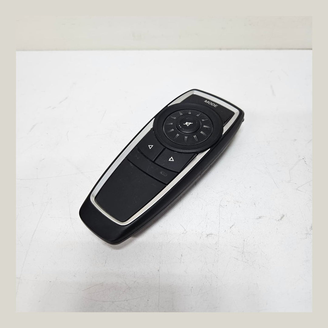 2010-2012 7 Series F01 BMW 740i Av-Link Audio Navigation Remote Control 9214746
