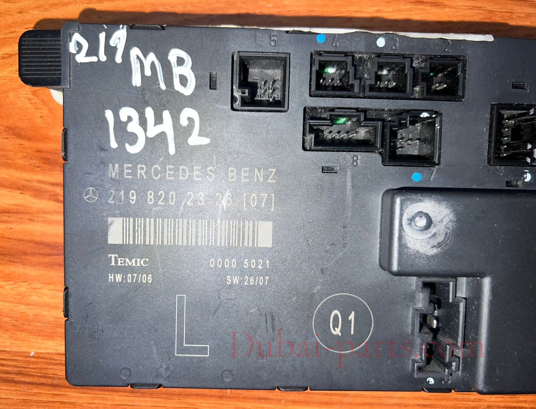 2010-2011 Mercedes-Benz CLS550 Front Left Door Control Unit A2198202326 W219 CLS-Class OEM