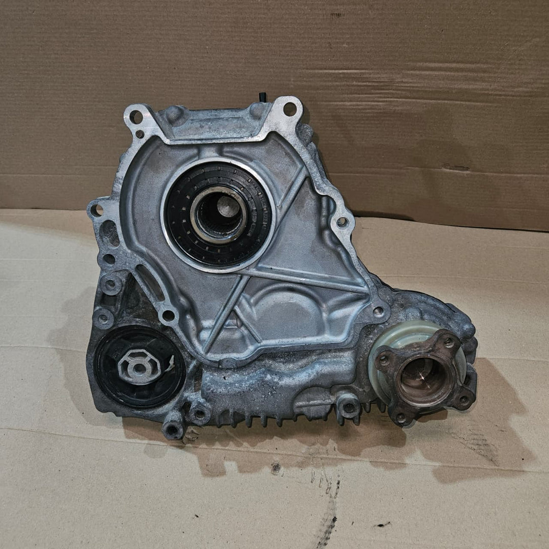 2012-13 BMW F30, F32, F22, F10, F12 Transfer Case ATC35L 7639262 OEM USED