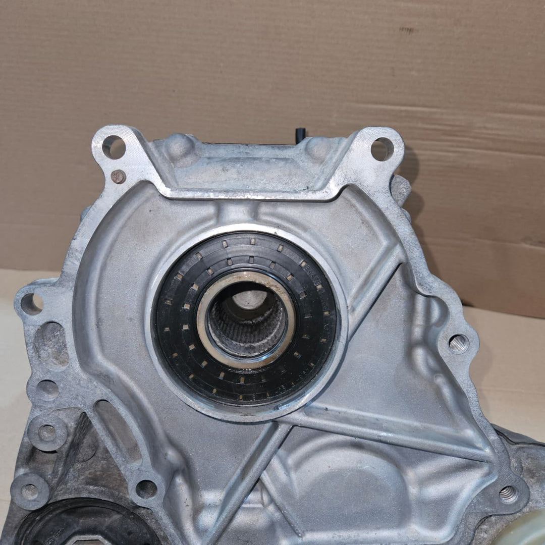 2012-13 BMW F30, F32, F22, F10, F12 Transfer Case ATC35L 7639262 OEM USED
