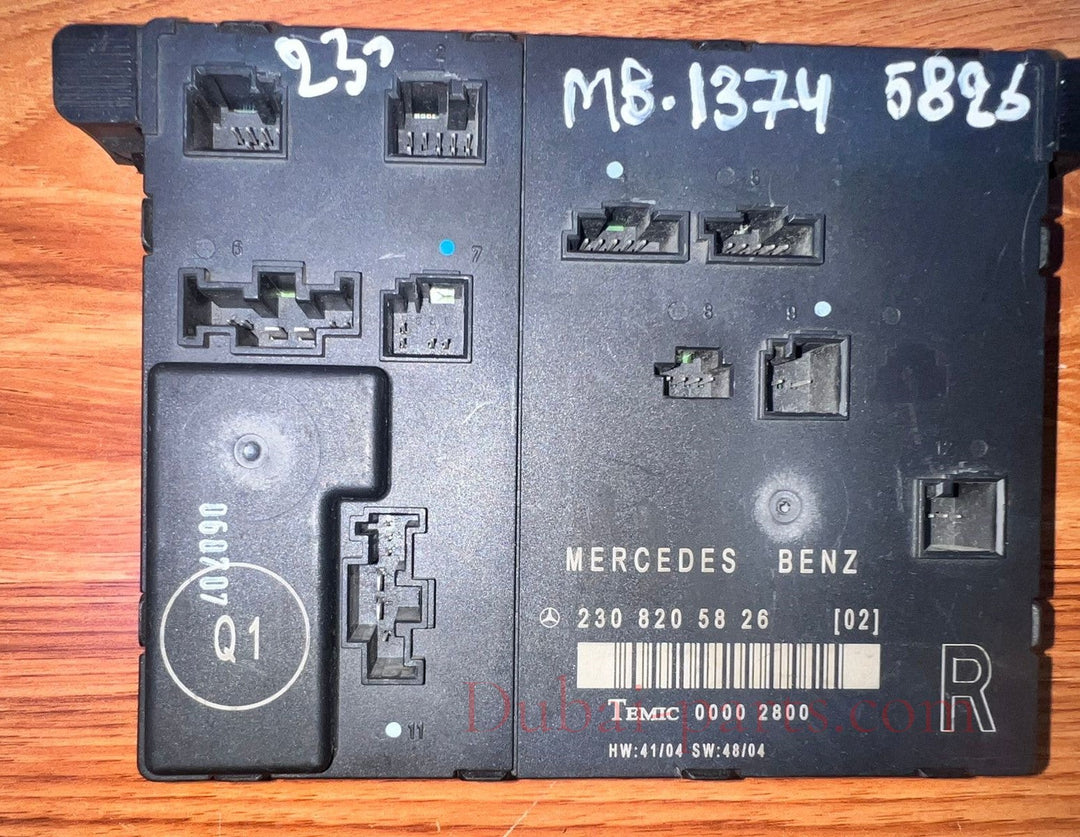 Mercedes-Benz SL-Class R230 Door Central Lock Control Unit FR A2308205826 OEM