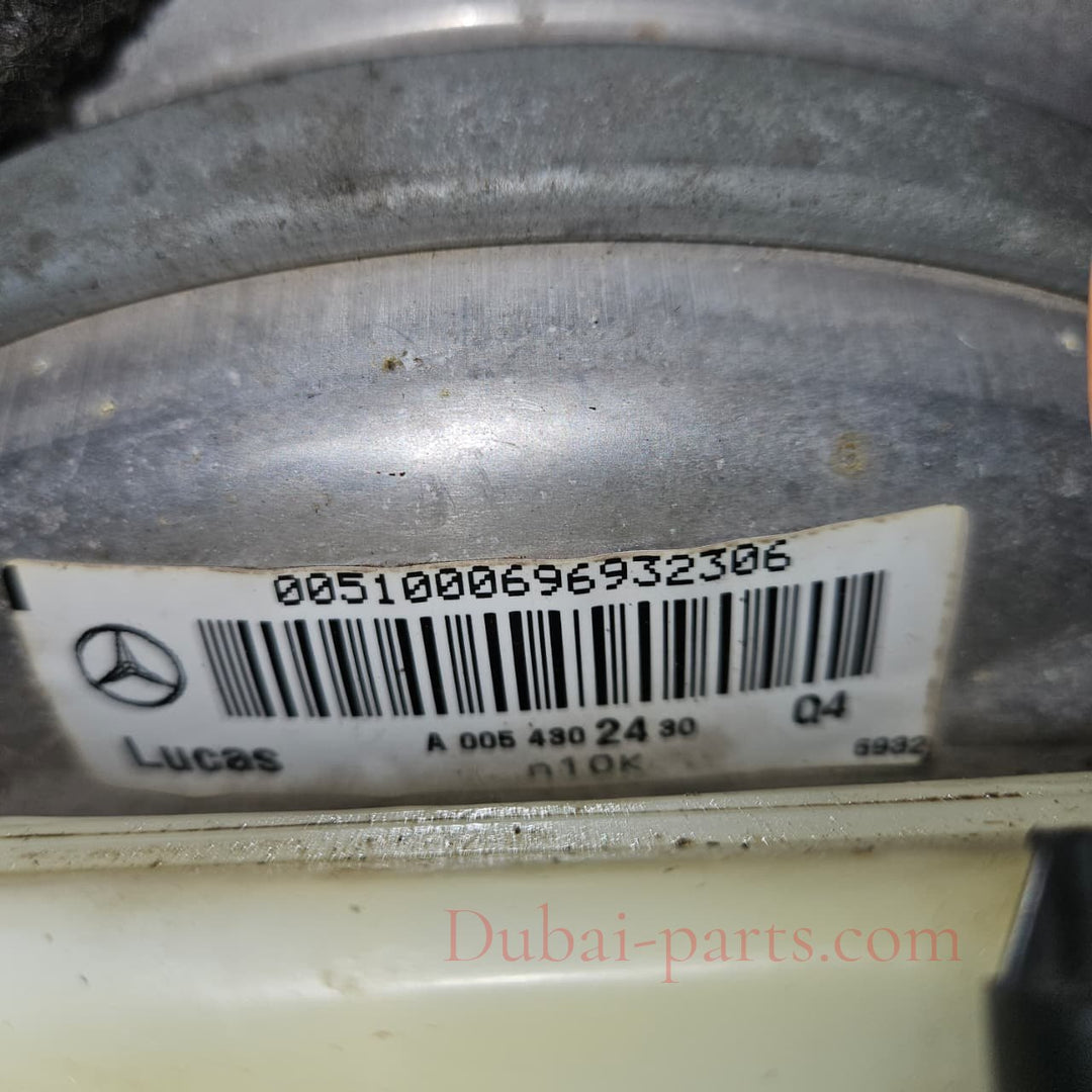 Mercedes-Benz S320 CDI Vacuum Brake Booster A0054302430 W220 S-Class OEM