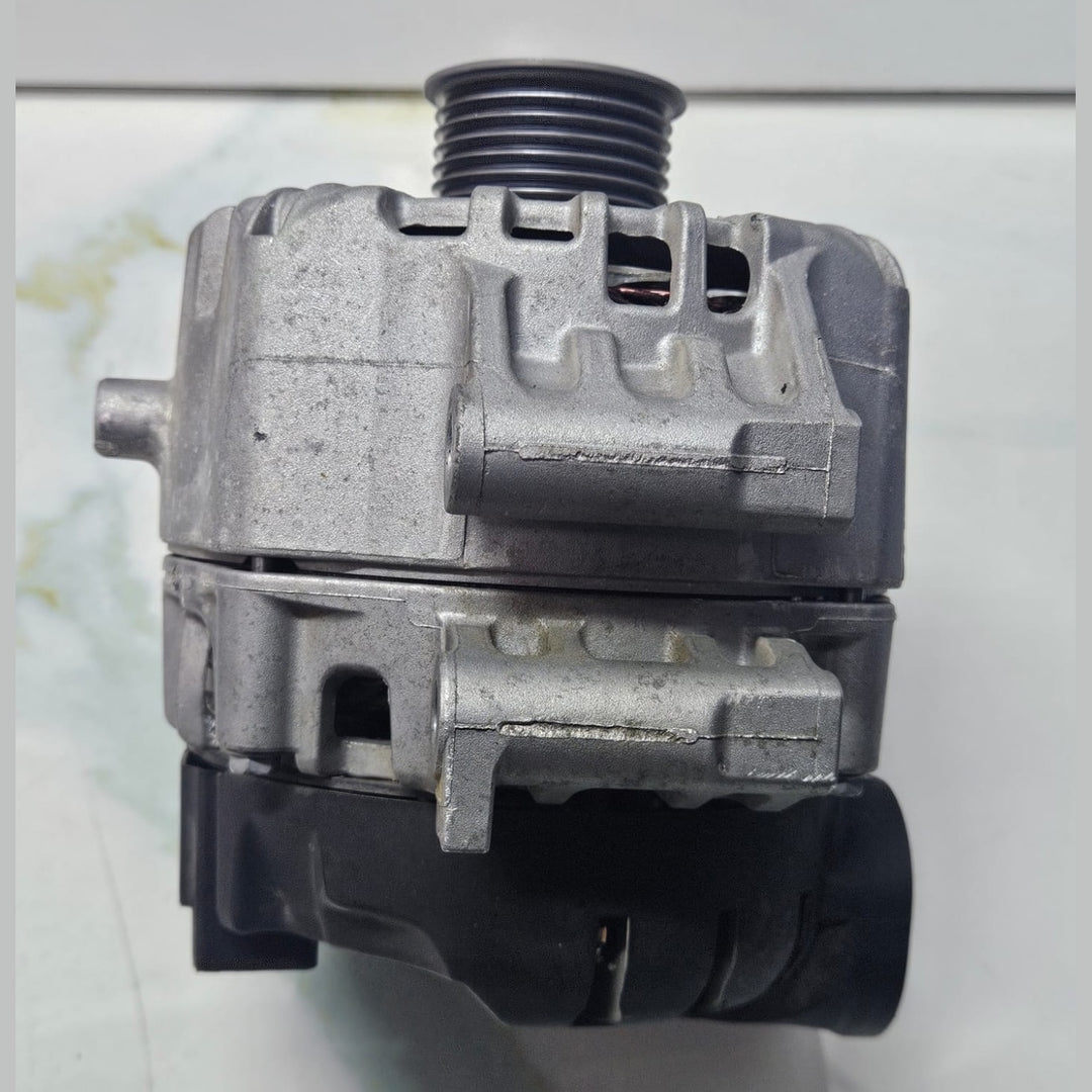 2016-2019 BMW 750i X5, M850i, M550i G14 N63 Engine Alternator Generator 8611280 used