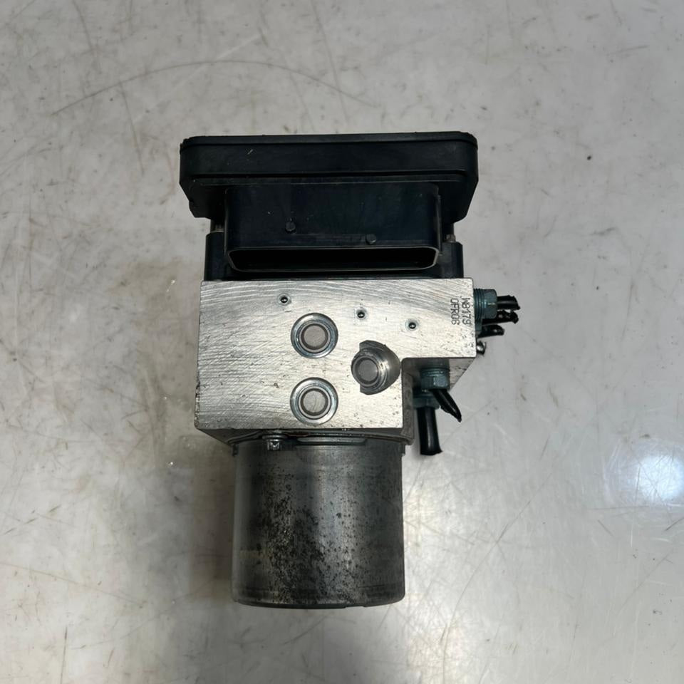2010–2016 BMW 535i F07 xDrive DSC ABS Pump Control Module (6853400) – OEM