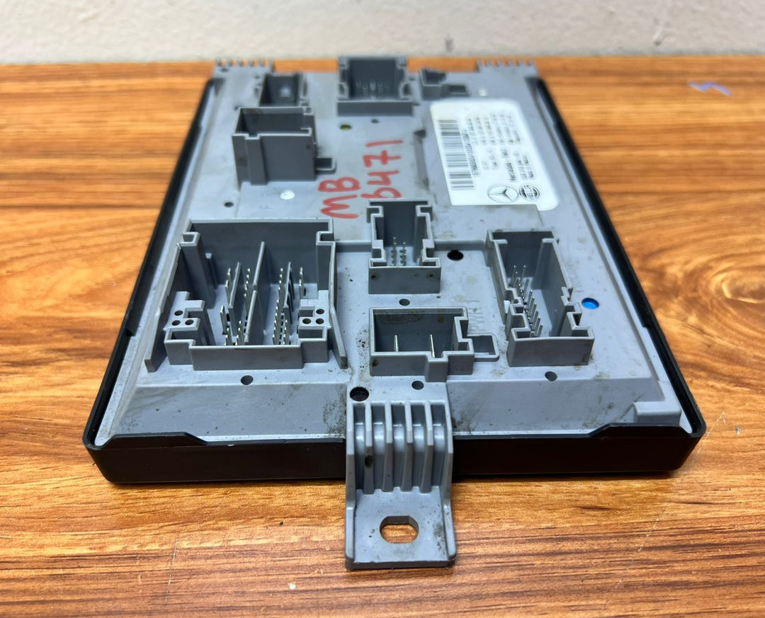 2020-2022 Mercedes-Benz GLE350 SAM Comfort Control Module A1679003524 W167 GLE OEM