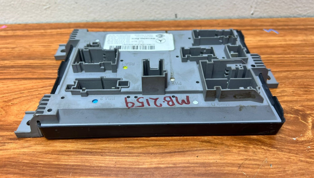 Mercedes-Benz E220 SAM Body Control Module A2139007009 E-Class W213 OEM