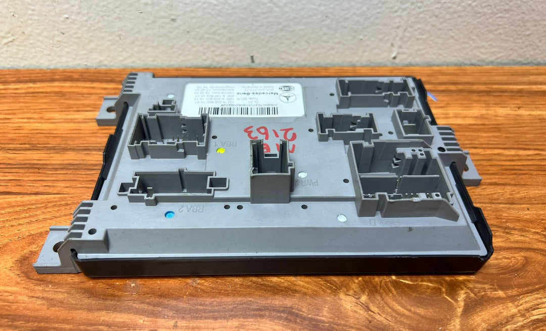 Mercedes-Benz Rear SAM Control Unit A2059007037 C-Class W205 OEM