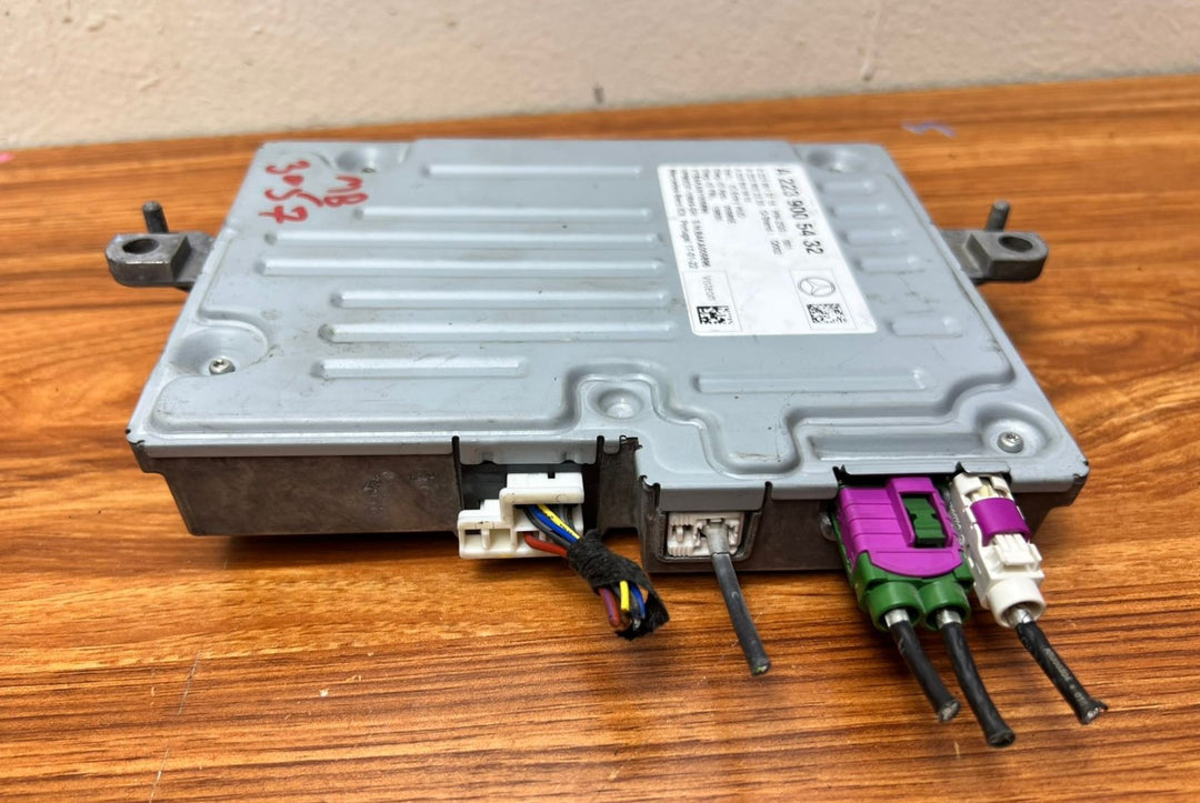 Mercedes-Benz EQE V295 Front Windshield Projection Control Unit A2239005432 OEM