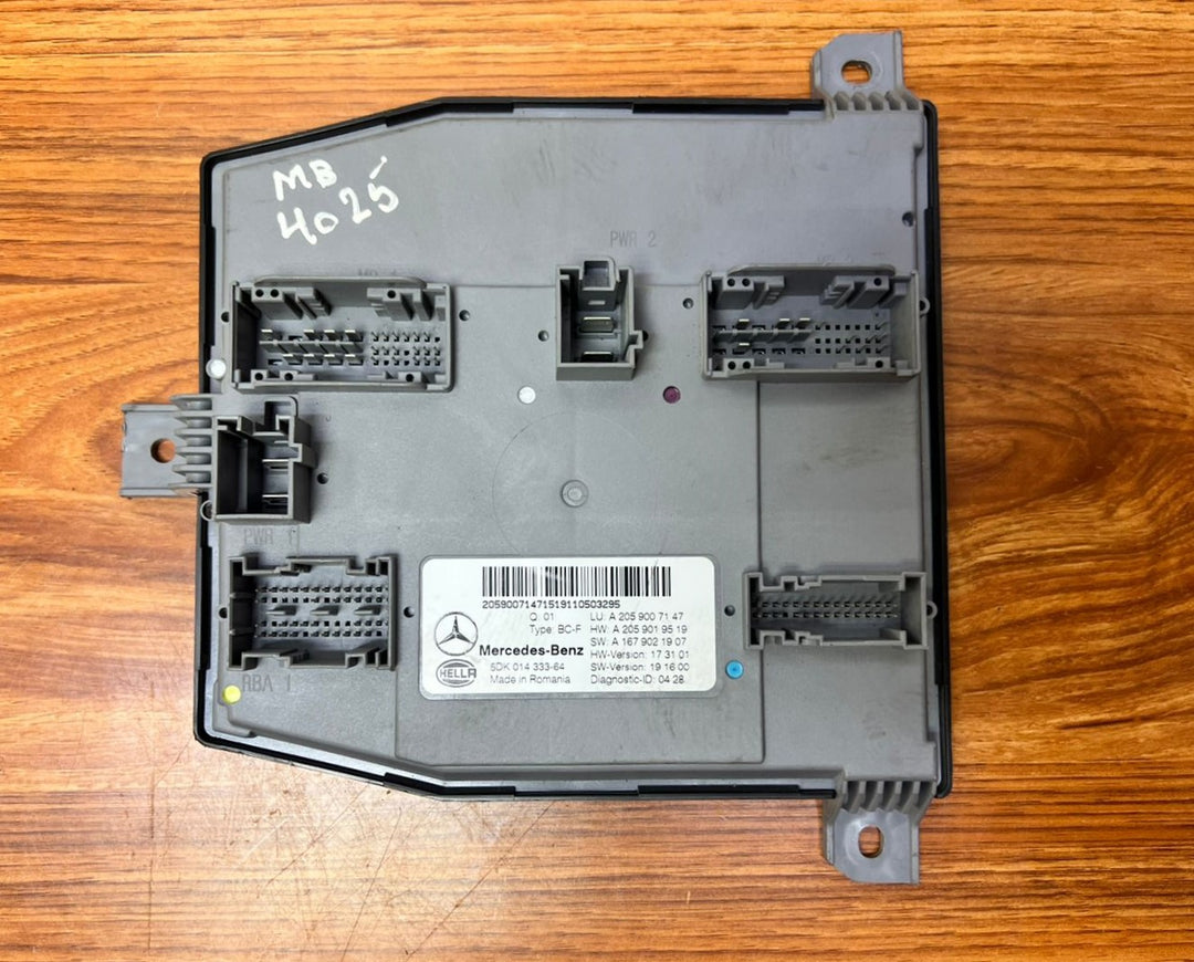 Mercedes-Benz C-Class SAM Electrical Center Control Unit A2059007147 W205 W253 OEM