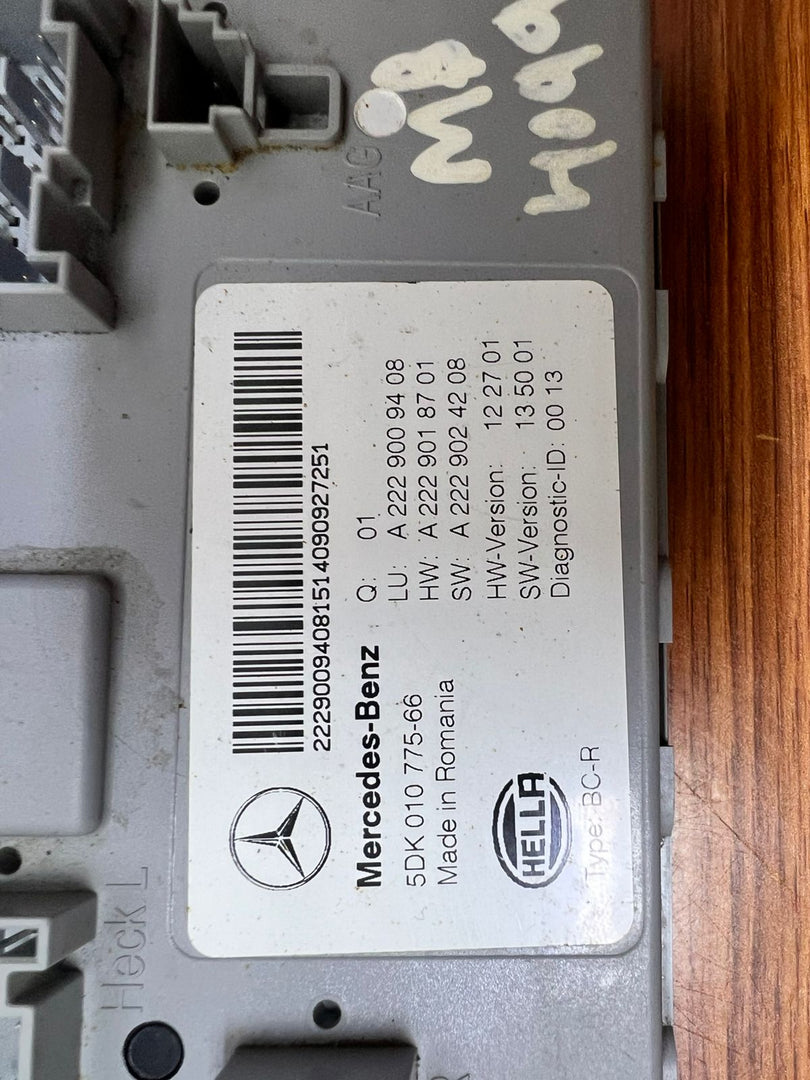 Mercedes-Benz S-Class Rear SAM Body Control Module A2229009408 W222 OEM