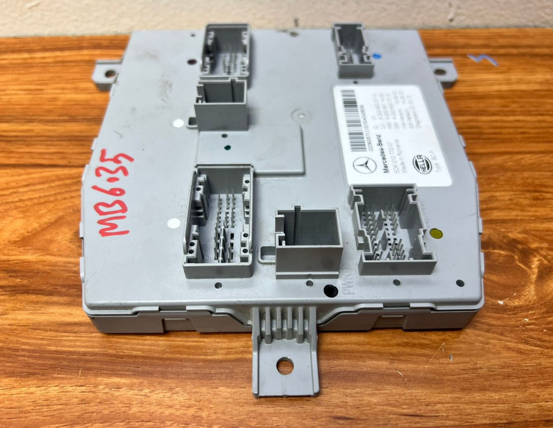 Mercedes-Benz SAM Body Control Module A2229005711 W222 C217 S-Class OEM