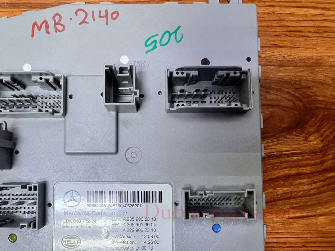 Mercedes-Benz Front SAM Body Control Module A2059006818 C-Class W205 OEM