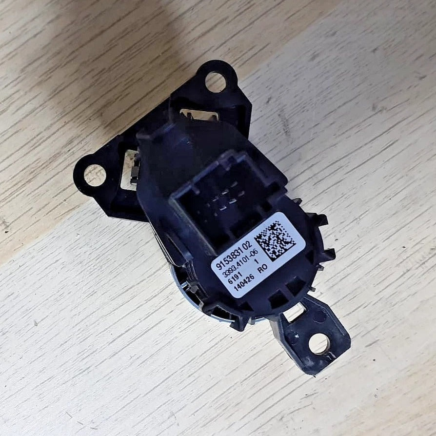 BMW F10 528i N20 CAS4 FEM Basic Control Unit ECU Set With Key (8664661) – OEM
