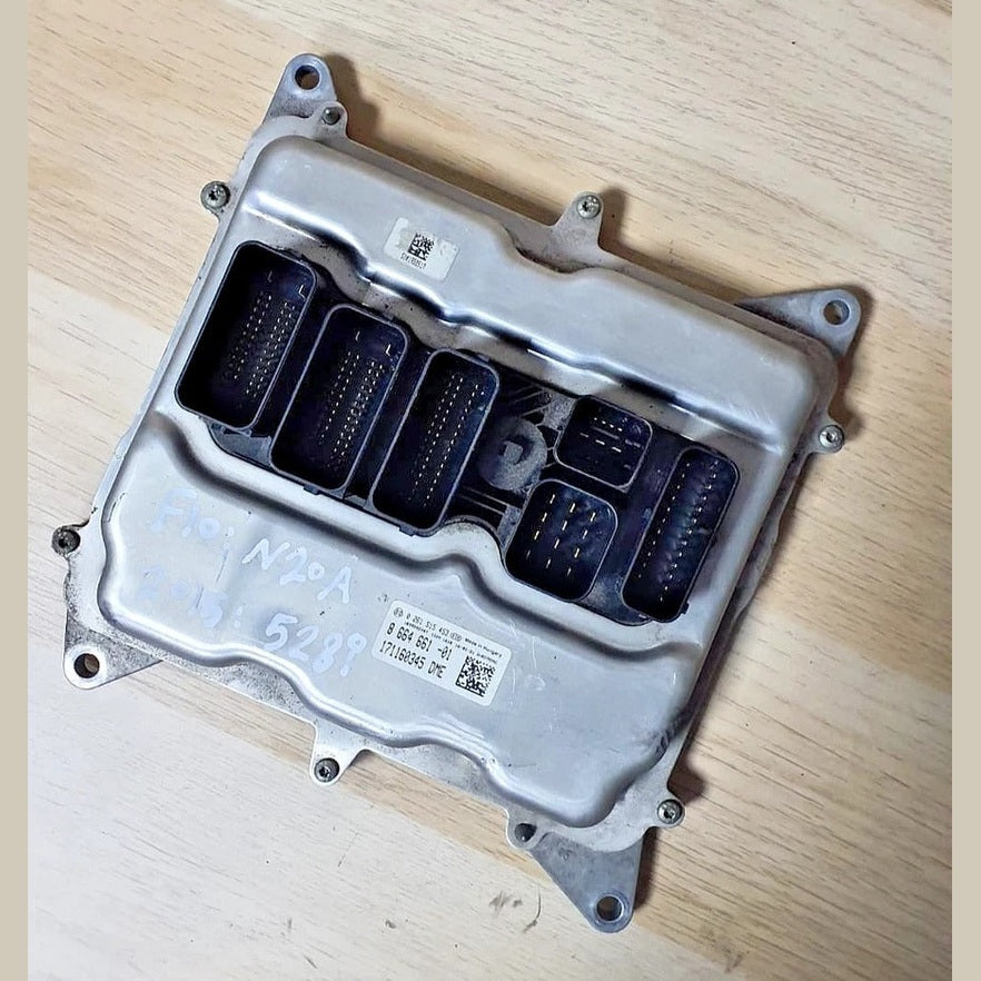 BMW F10 528i N20 CAS4 FEM Basic Control Unit ECU Set With Key (8664661) – OEM