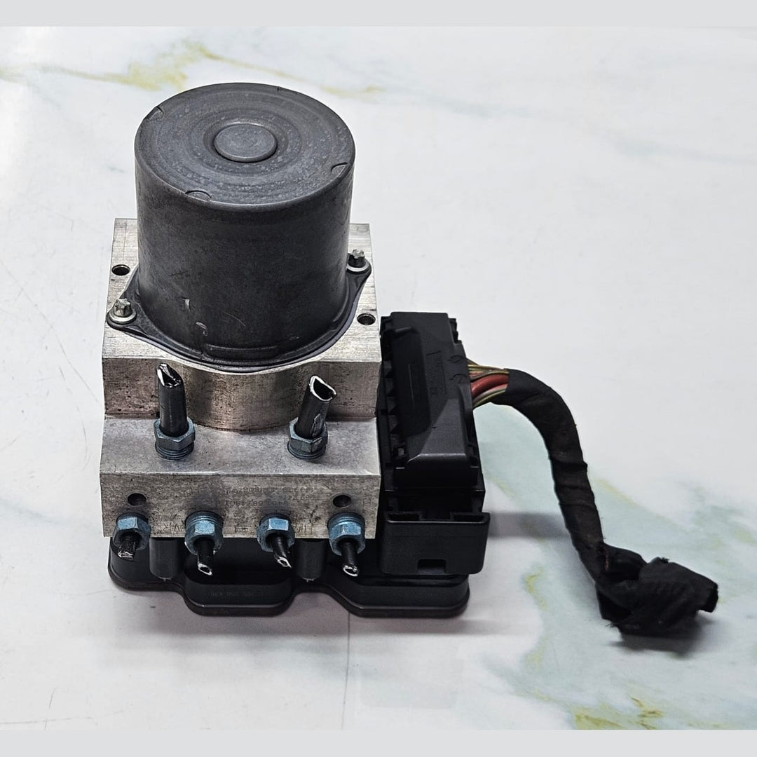 BMW X5 F15 and X6 F16 Abs Pump Module 6879428 OEM USED