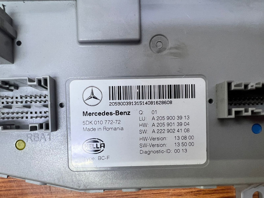 Mercedes-Benz SAM Body Control Module A2059003913 C-Class W205 C300 C200 OEM