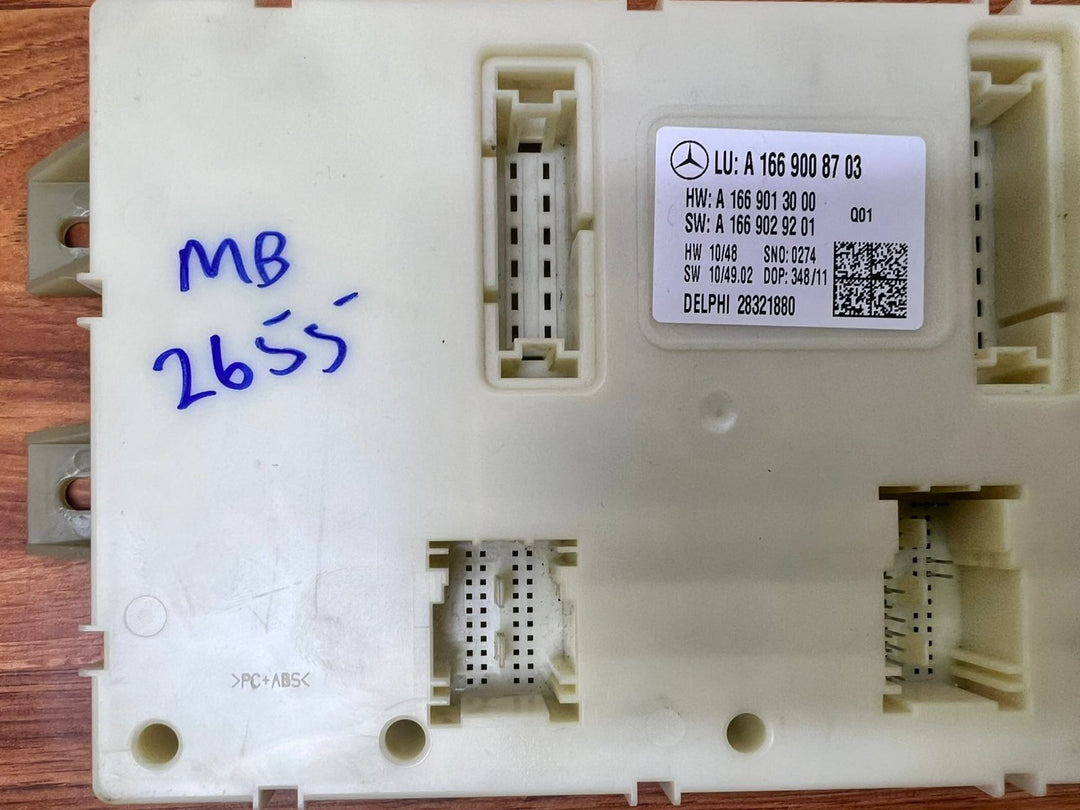 2012-2015 Mercedes-Benz ML350 SAM Signal Acquisition Actuation Module A1669008703 W166 OEM