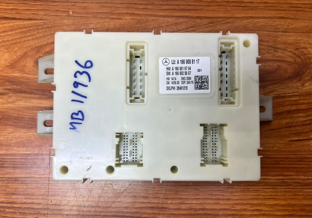 2013-2016 Mercedes-Benz GL350 Rear SAM Signal Activation Control Module A1669008117 W166 X166 OEM