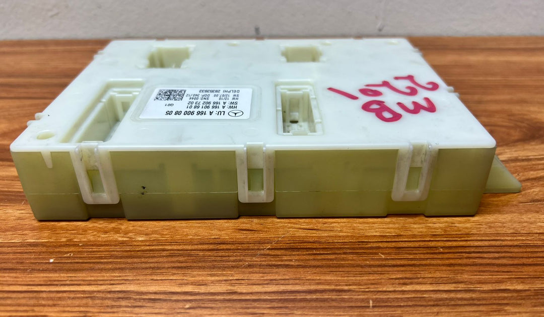 2013-2014 Mercedes-Benz ML350 SAM Signal Acquisition Actuation Module A1669000805 W166 OEM