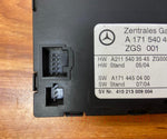 Bild in die Galerieansicht laden, Mercedes-Benz SLK Gateway Control Module A1715404945 SLK R171 W171 OEM