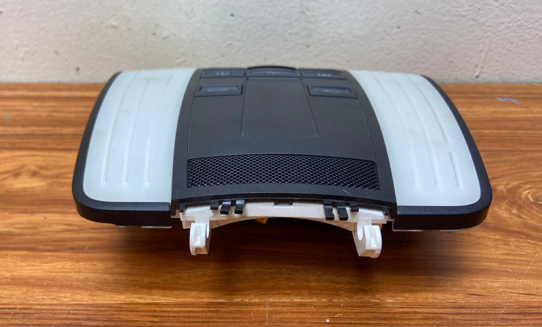 Mercedes-Benz Front Interior Roof Light A2129067902 E-Class W212 CLS W218 OEM